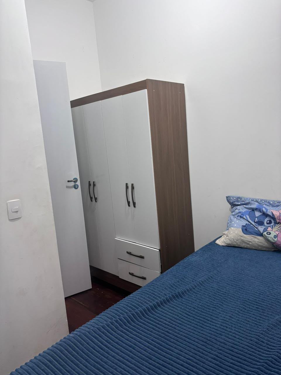 Quarto COR-01-01 — Córrego Grande, Florianópolis, foto 1 de 2