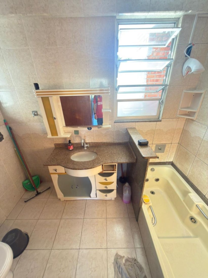Quarto TRI-02-04 — Trindade, Florianópolis, foto 2 de 5