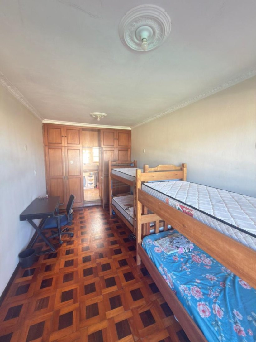 Quarto TRI-02-04 — Trindade, Florianópolis, foto 1 de 5