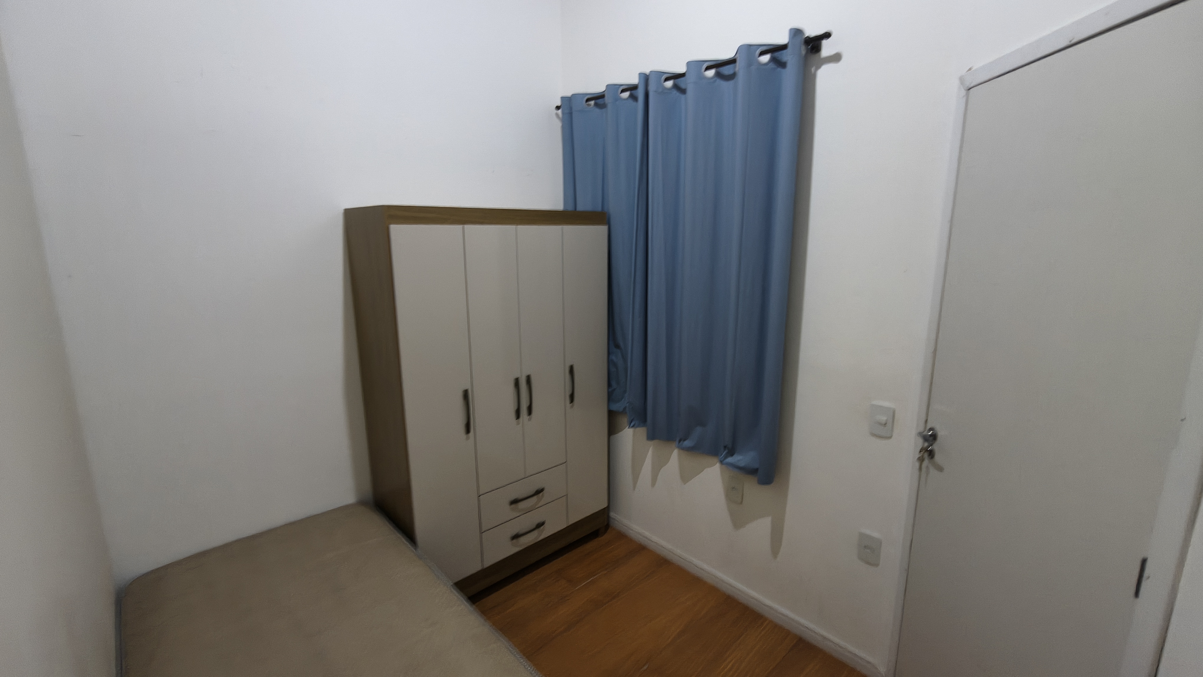 Quarto CAR-01-03 — Carvoeira, Florianópolis